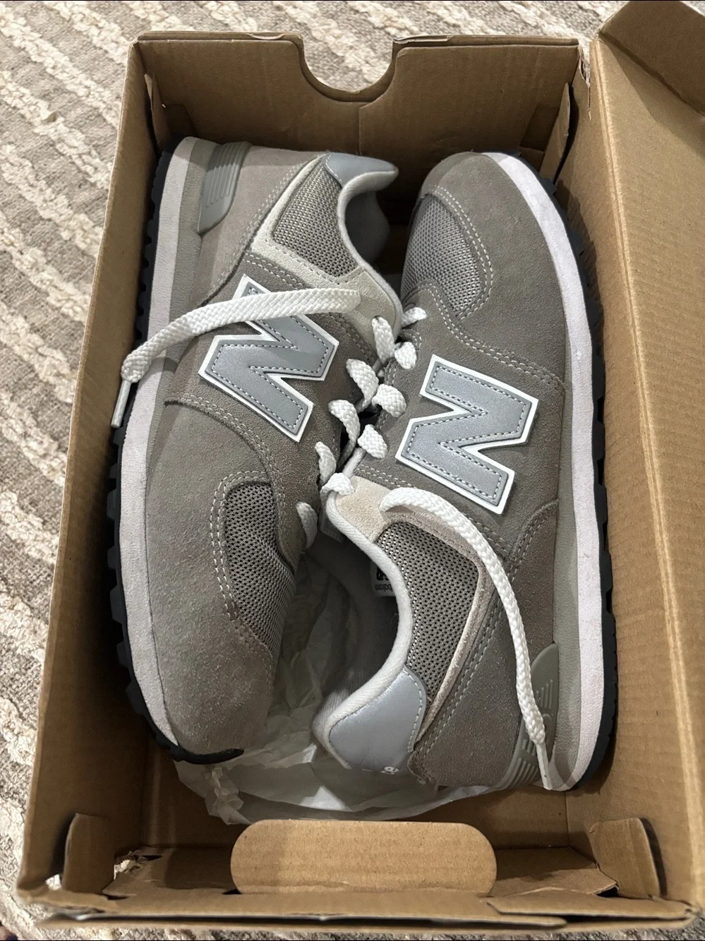 New Balance 574 Gray and White Lace-Up Sneakers Women’s size 8.5/9